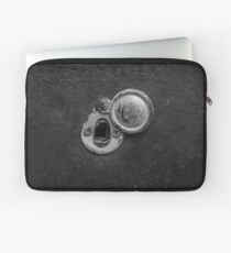 Keyhole Laptop Sleeve