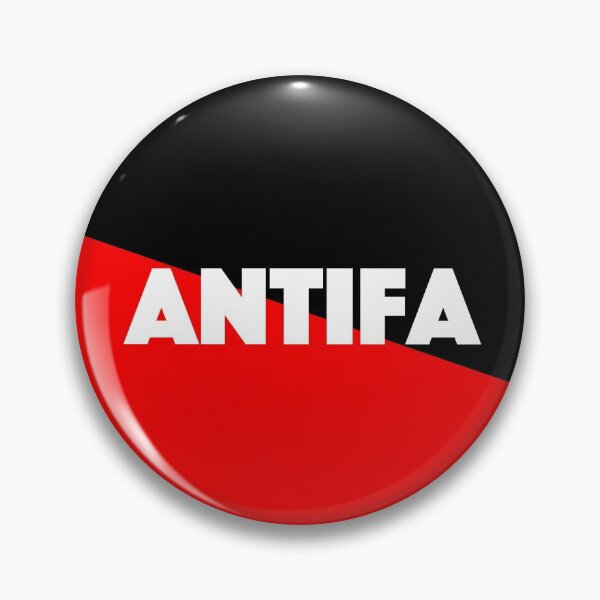 Aperçu de l'œuvre Masque / Chemise ANTIFA créée et vendue par radLeft.