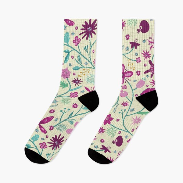 Artikelvorschau, Chintz-Blumenmuster in pink und smaragdgrün auf gelb entworfen und verkauft von colorofmagic.
