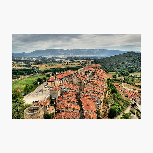 Artikelvorschau, Old medieval town of Frias, Spain entworfen und verkauft von vribeiro.