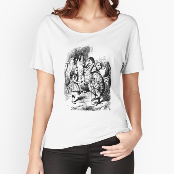 Alice in Wonderland | Dodo Presenting Thimble to Alice | Vintage Alice | Relaxed Fit T-Shirt