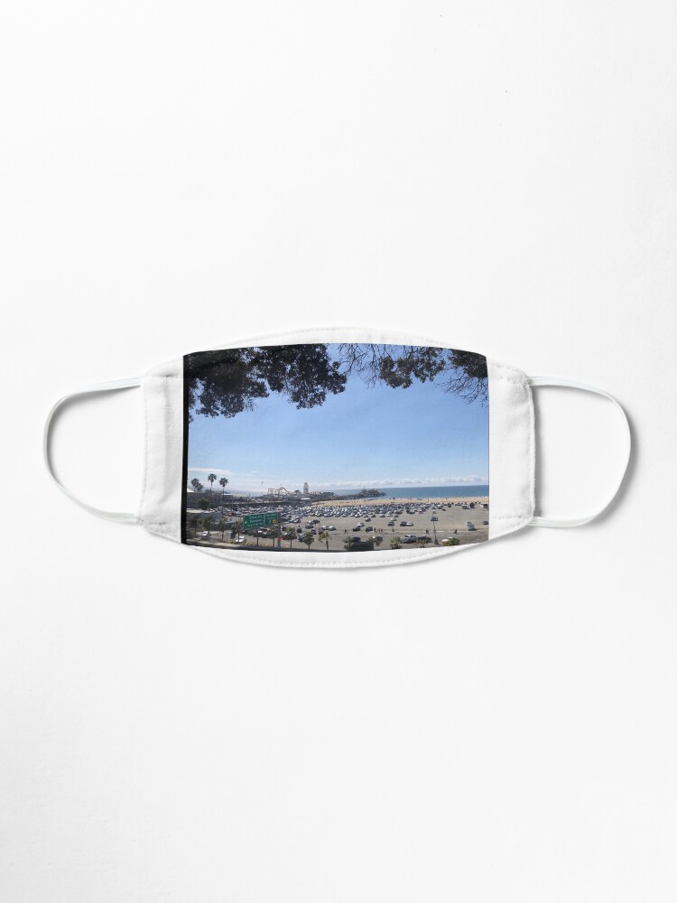 Alternate view of Santa Monica's pier from far Mask