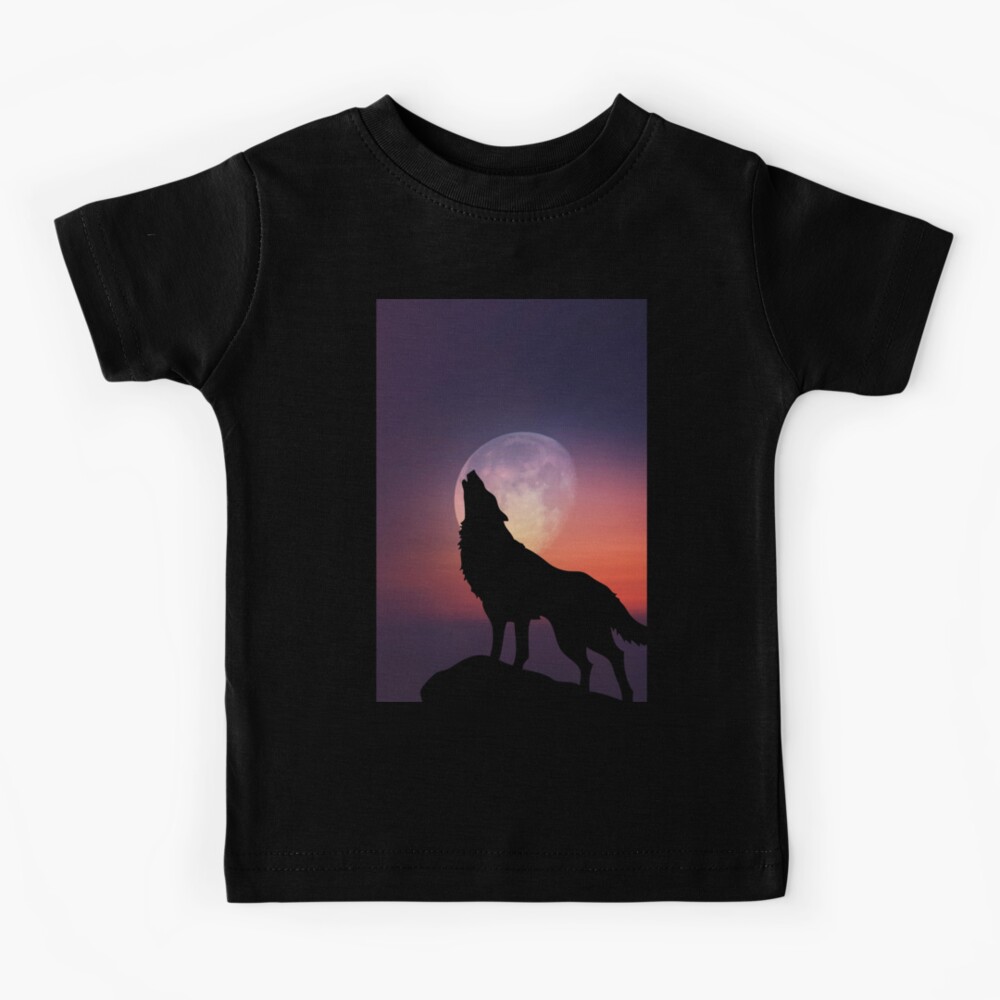 t shirt wolf howling at moon