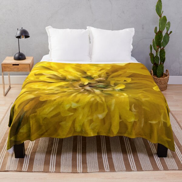 Aperçu de l'œuvre Fleur jaune vibrante créée et vendue par ArtsyRabbit.