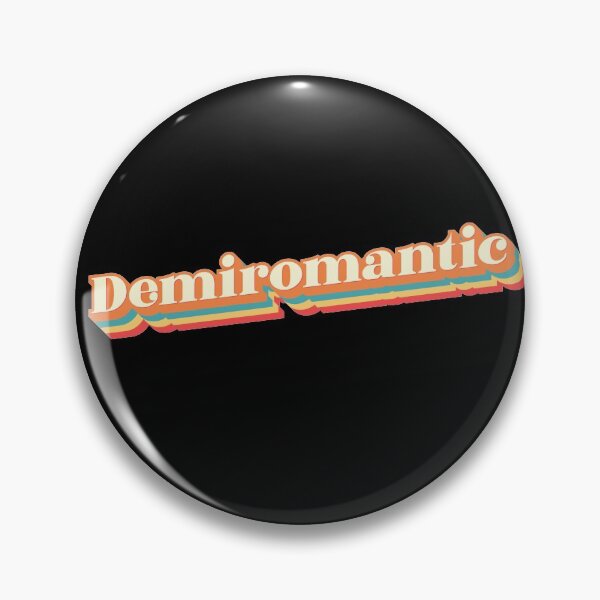 Artikelvorschau, Demiromantic Vintage Retro Regenbogen Stolz Identität LGBTQ entworfen und verkauft von goodfriendkyle.