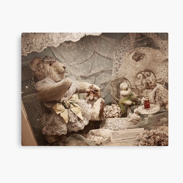 Bear with friends Canvas Print