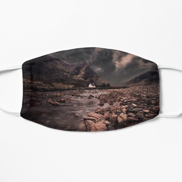 Misty Glencoe Flat Mask