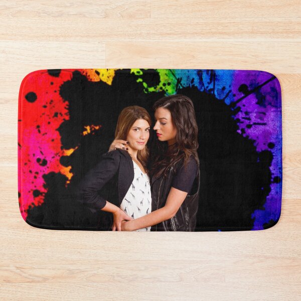 Item preview, Laura & Carmilla (Hollstein) designed and sold by RainbowCraft.