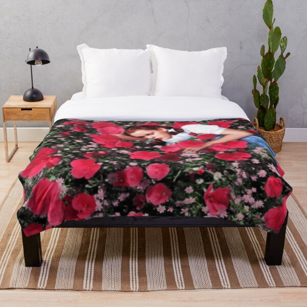 Wizard of Oz Poppies Dorothy Classic Film Vintage Retro Flowers Throw Blanket