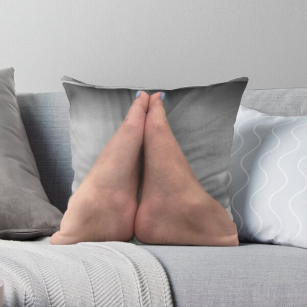 Feet On Pillow Stock Photos - 7,911 Images