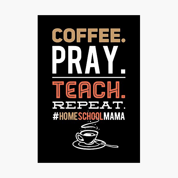 Artikelvorschau,  auf der Suche nach Homeschool Curriculum Homeschooling Life Homeschool Mom Designs? Geben Sie eine Erklärung mit diesem Coffee Pray Teach Repeat HomeSchoolMama T-Shirt ab. Macht ein großes Geschenk für die Homeschool-Mutter in Ihrem Leben, die lustige Ho entworfen und verkauft von Betsytiptoe.