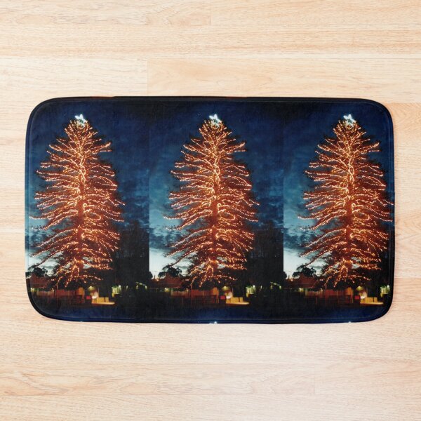 Artikelvorschau, Christmas Tree entworfen und verkauft von Rosdenphoto.