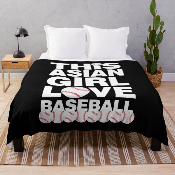 Artikelvorschau, Dieses asiatische Mädchen liebt Baseball entworfen und verkauft von elhefe.