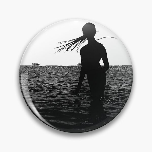 Artikelvorschau, Ocean Vintagestyle Schwarz-Weiß-Silhouette entworfen und verkauft von AyazL.