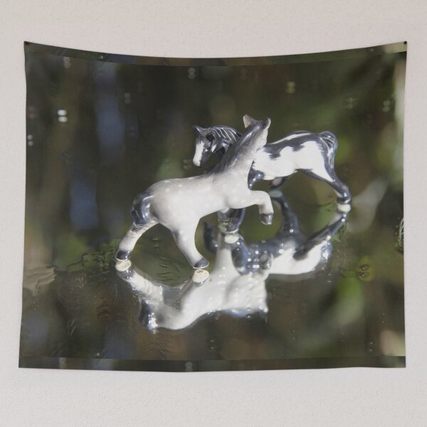 Artikelvorschau, Grey marble precious horse miniature figurine	 entworfen und verkauft von EstelleRossetti.