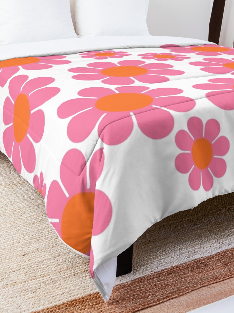 Alternate view of Koryn's Custom Flower Pattern 1 Comforter