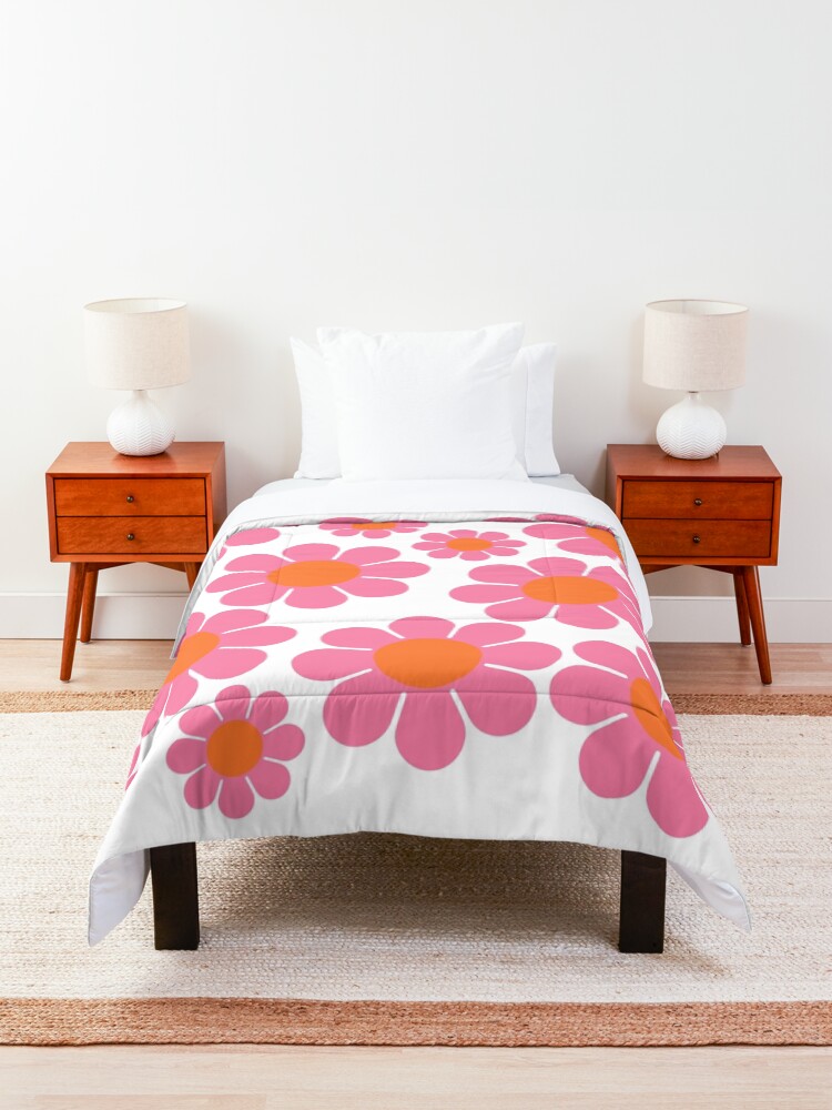 Alternate view of Koryn's Custom Flower Pattern 1 Comforter