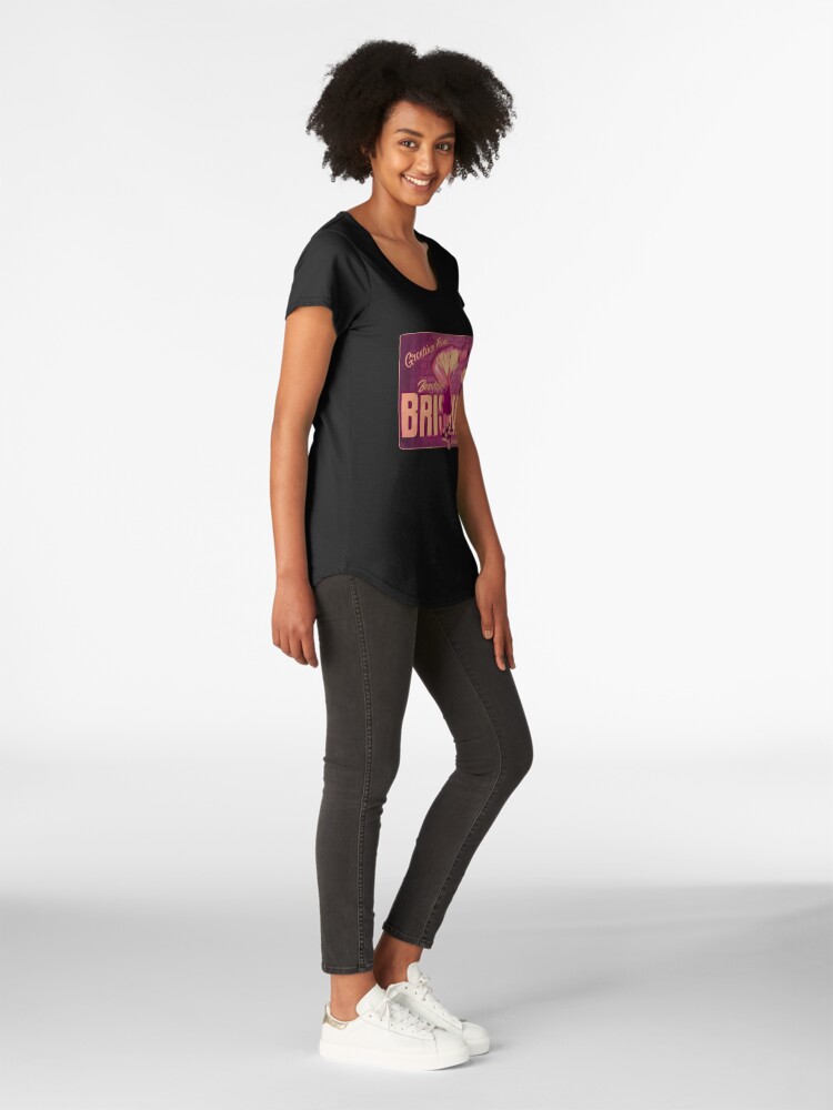 jogger and t shirt