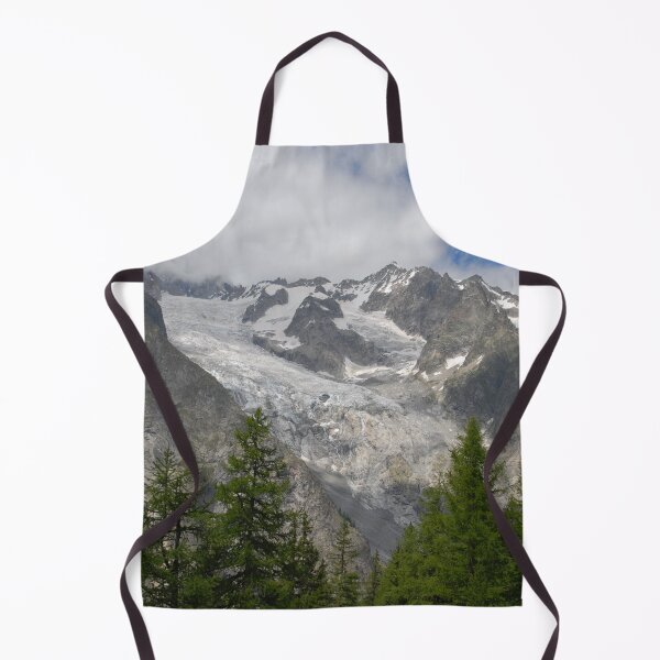 Artikelvorschau, Tannenbaum Wald Snowy Mountains Alpenlandschaft entworfen und verkauft von Anna Lemos.