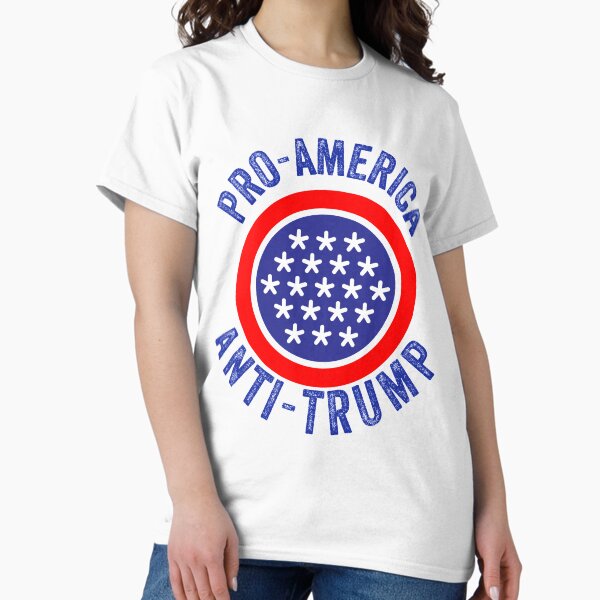 Vista previa del artículo con la obra «Copia de Pro-America Anti-Trump -USA Flag 2020», diseñado y vendido por Sutra-Lotus-Co.