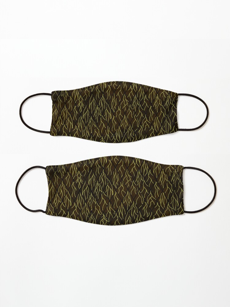 Alternate view of Earthen Scales, Golden Streams Mask
