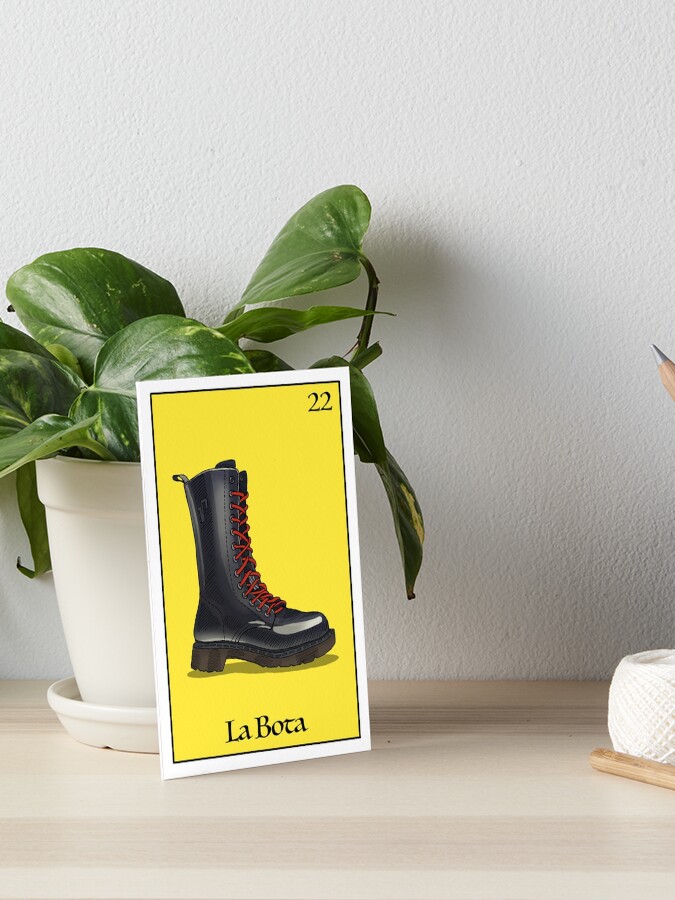 Lámina rígida con la obra «Tarjeta 22 La bota Lotería Mexicana» de