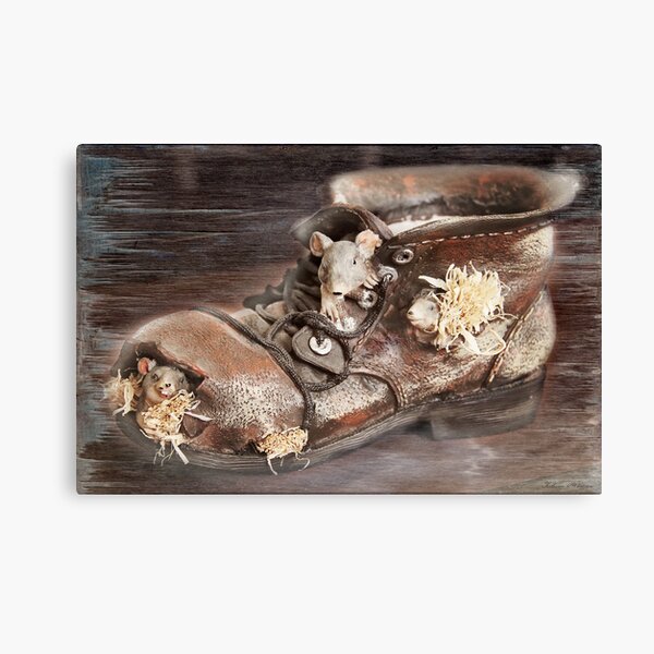 Rats are home Canvas Print