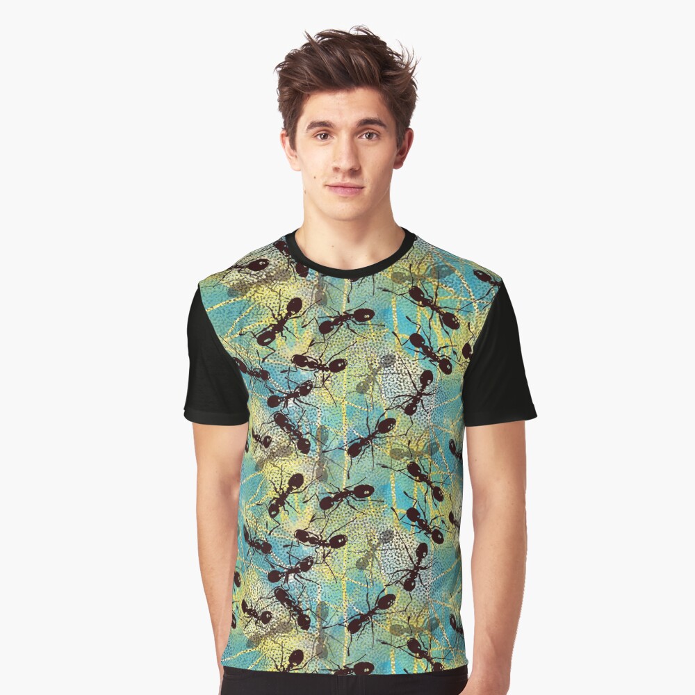 Busy, busy, busy Graphic T-Shirt