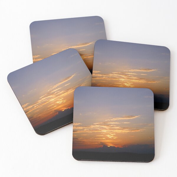 Artikelvorschau, Sunsets Offering entworfen und verkauft von Treemonk.