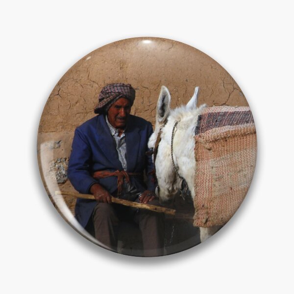 Artikelvorschau, Porträt des alten Mannes und seines Esels, Kashan, Persien, der Iran entworfen und verkauft von worldways.