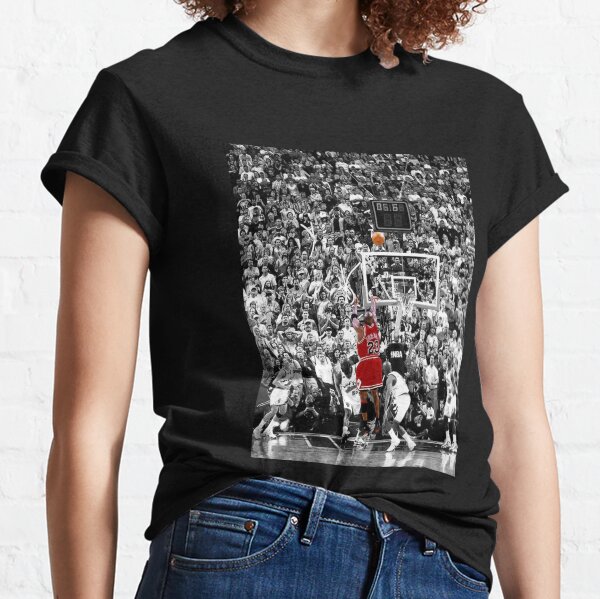 Best Quality Michael Jordan Shot Over Russell Classic T-Shirt