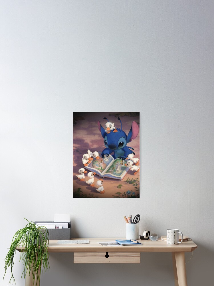 Imagen 2 de 3, Póster con la obra Linda lectura de Stitch, diseñada y vendida por ashleyherkie.