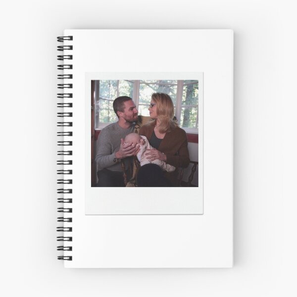 Item preview, Felicity and Oliver holding Mia Smoak  designed and sold by ciaobella101.