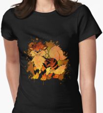 Arcanine - with background Women's Fitted T-Shirt