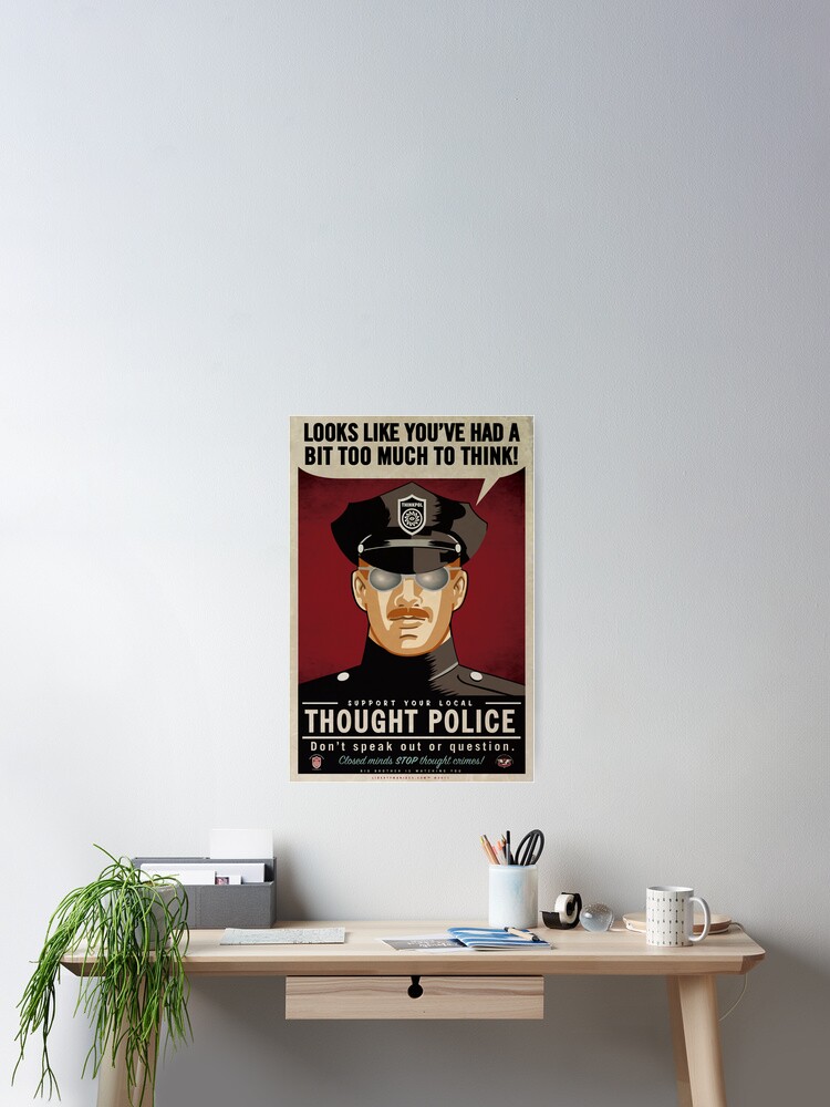 Thumbnail 2 von 3, Poster, weil der große Mann in Schwarz noch näher kam designt und verkauft von LibertyManiacs.