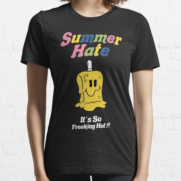 donc son officieux et pas exactement le même T-shirt essentiel