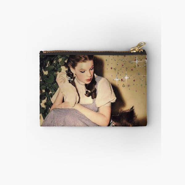 Artikelvorschau, Glitzer bearbeiten Dorothy Toto Vintage Print bearbeiten entworfen und verkauft von mystic lady vintage art and fashion designs.