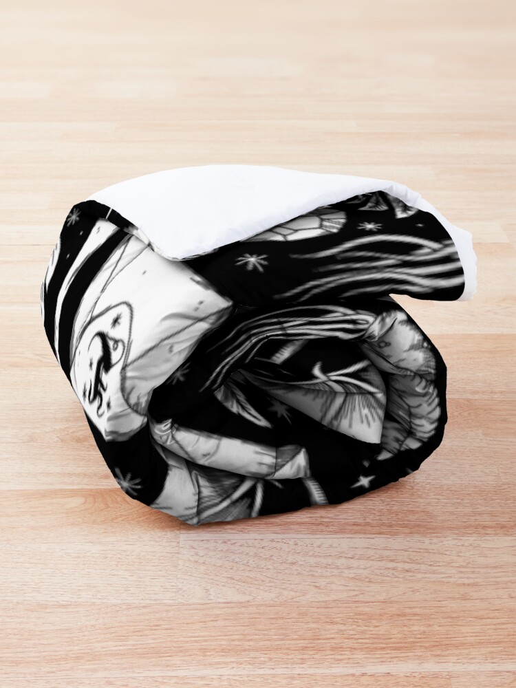 Alternate view of into the Witch's Garden Comforter