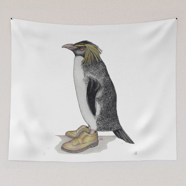Artikelvorschau, Pinguin in goldenen Flügelspitzen entworfen und verkauft von JimsBirds.