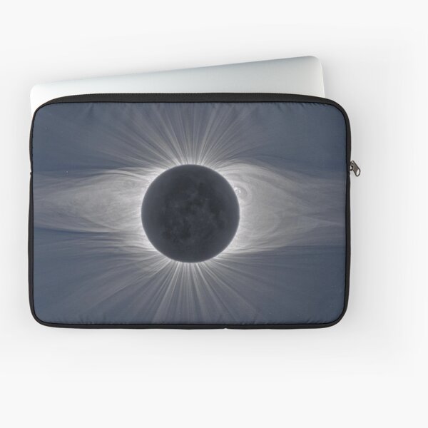 Beautiful image of the Sun&#39;s corona during a solar eclipse Laptop Sleeve