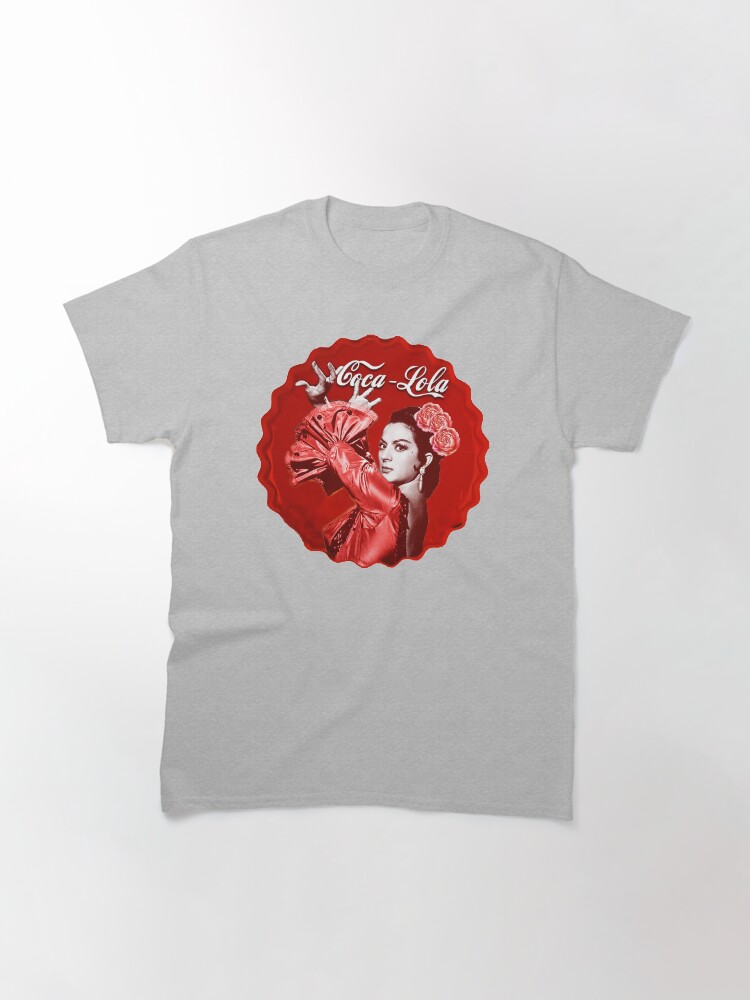 Imagen 3 de 7, Camiseta clásica con la obra Diseño Chapa Coca-Lola, diseñada y vendida por danimota.