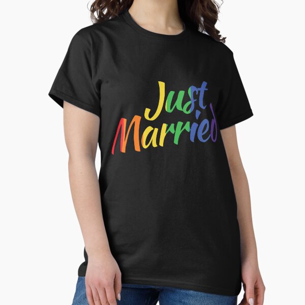 Aperçu de l'œuvre justmarried - Juste marié mariage gay arc-en-ciel LGBT créée et vendue par Rzelemenz.