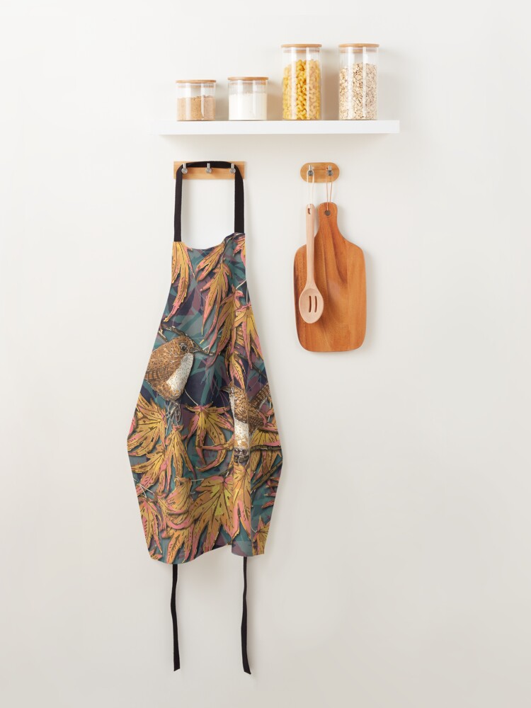 Alternate view of Garden Wrens Apron