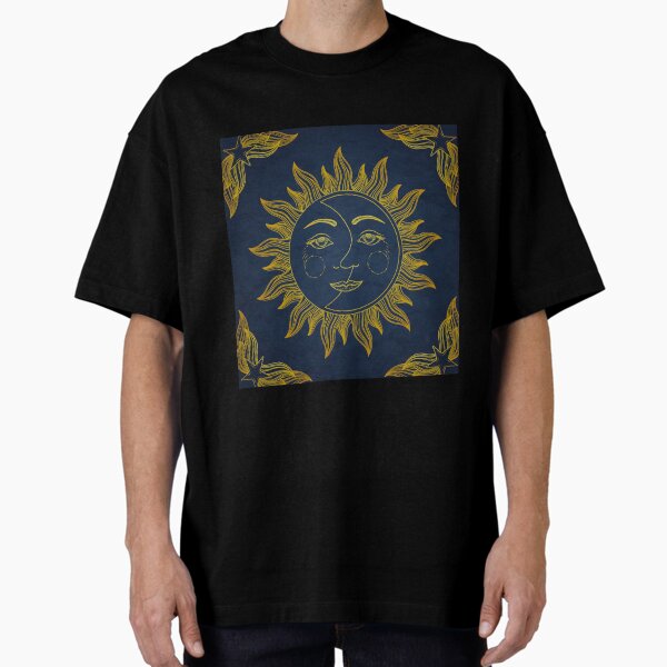 sun and moon i Oversized T-Shirt