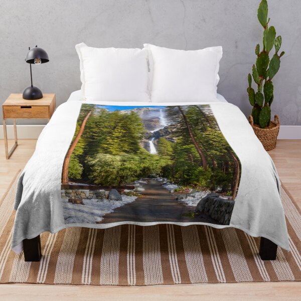 Artikelvorschau, Yosemite Waterfalls entworfen und verkauft von nbrandsberg.