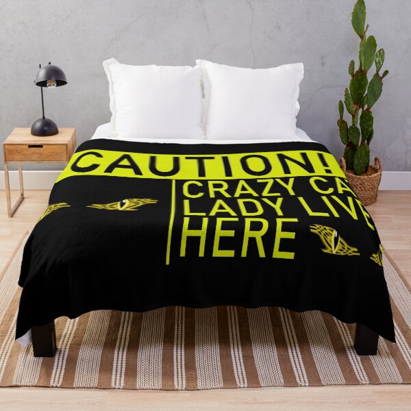 Item preview, Precaución Crazy Cat Lady vive aquí Advertencia designed and sold by vineeth.