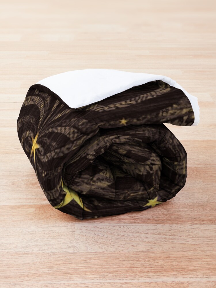 Alternate view of The Labyrinth Comforter