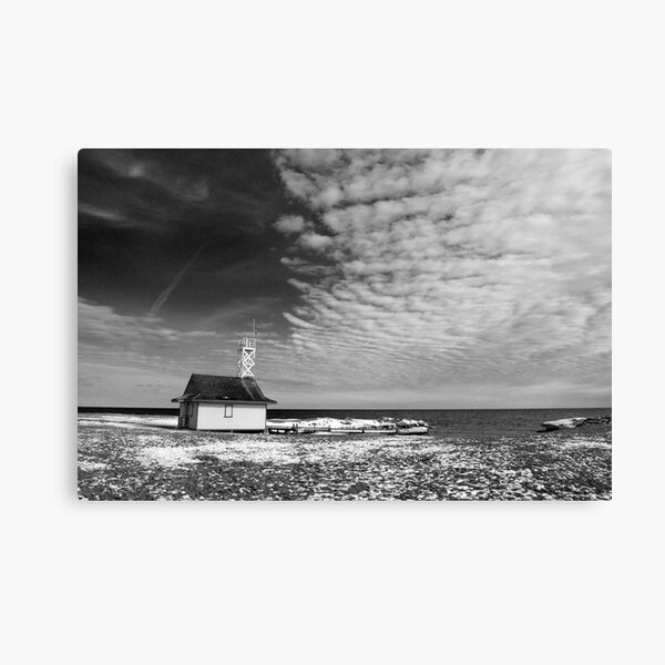 Leuty Lifeguard House In The Winter Canvas Print