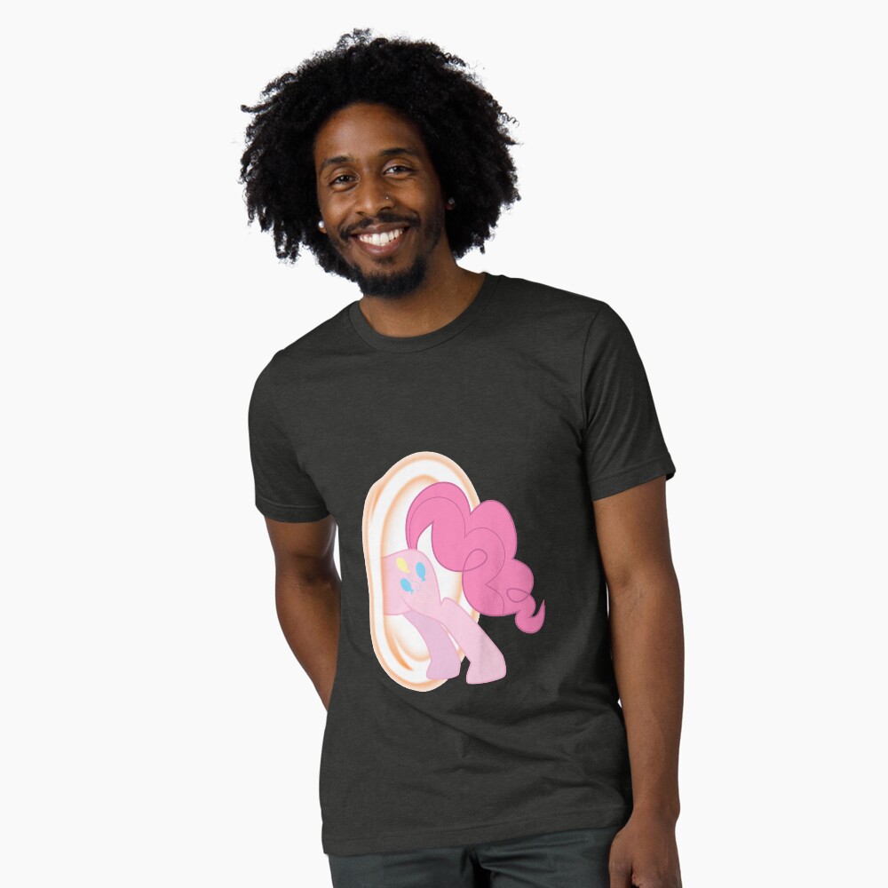 Aperçu de l'œuvre T-shirt chiné créée et vendue par PinkieTheRipper.