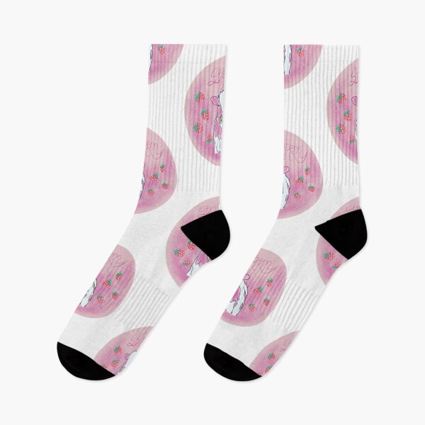 Artikelvorschau, Erdbeerkuh - Rosa und weiße Kuh mit Erdbeeren entworfen und verkauft von Designs22.
